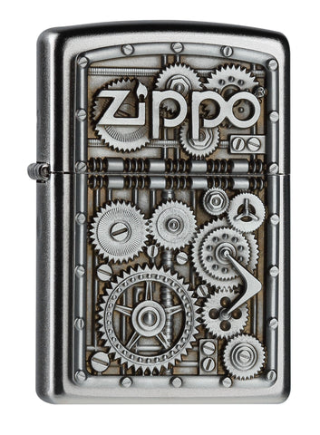 Widok z przodu zapalniczka Zippo chrom emblemat z logo Zippo i wieloma kółkami zębatymi