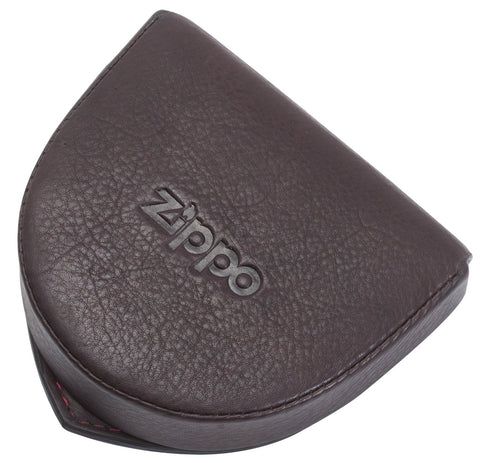 Widok z przodu portfel na monety brązowy skórzany z logo Zippo zamknięty