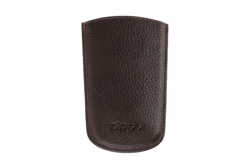 Widok z przodu skórzany breloczek Zippo brązowy z logo Zippo