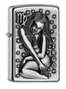 Widok z przodu kąt 3/4 zapalniczka Zippo chrom emblemat z panną