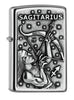 Widok z przodu kąt 3/4 zapalniczka Zippo chrom emblemat ze strzelcem