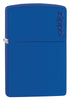 Widok z przodu kąt 3/4 zapalniczka Zippo Royal Blue Matte model podstawowy z logo Zippo