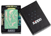 Zapalniczka Zippo 360 stopni w kolorze zielonym na wysoki połysk z wieloma gekonami w otwartym pudełku upominkowym premium