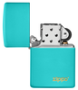 Briquet Zippo vue de face du briquet tempête Zippo Flat Turquoise avec logo éteint, sans flamme