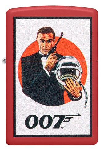 Zapalniczka Zippo z przodu w kolorze matowej czerwieni z Jamesem Bondem 007™ w czarnym kombinezonie, z pistoletem i hełmem astronauty