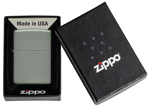Zippo Feuerzeug Basismodell sanftes Sage Grau in offener Geschenkverpackung