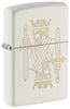 Zippo Feuerzeug Frontansicht ¾ Winkel mattweiß mit zweiseitiger Lasergravur eines Königs mit Krone sowie Schwert