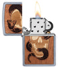 Zapalniczka Zippo Woodchuck czaszka z wężem otwarta z płomieniem