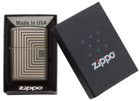 Zapalniczka Zippo z geometrycznymi liniami w otwartym pudełku