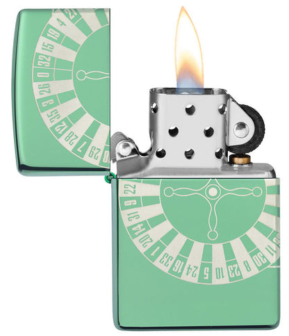 Zapalniczka Zippo High Polish Green z kołem ruletki otwarta z płomieniem