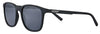 Zippo Okulary przeciwsłoneczne Widok z przodu ¾ kąta z czarnymi soczewkami i wąską kwadratową oprawką w kolorze czarnym z białym logo Zippo