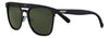 Widok z przodu 3/4 kątowe okulary przeciwsłoneczne Zippo z czarną oprawką i zielonymi szkłami oraz logo Zippo